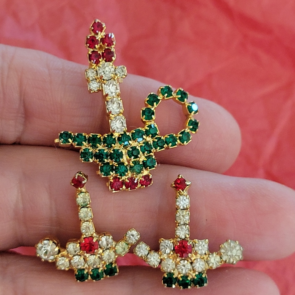 Christmas Jewelry Vintage to Now ~ Clip-On Earrings (2pr) & Brooch ~ Rhinestones - Picture 10 of 16